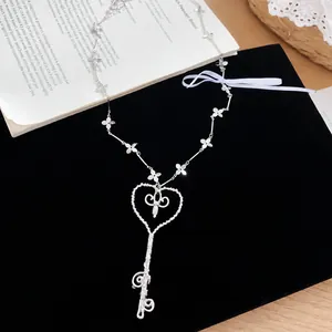 Collar con Colgante de Llave de Corazón de Estilo Coreano Aleación Perla Artificial Lazo de Satén Joyería para Mujer
