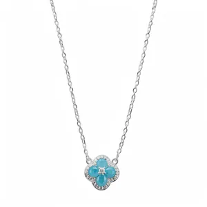 Collier trèfle argenté avec pétales en résine bleue et bordure en zircon étincelant