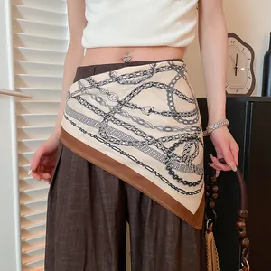 Carré de soie vintage en coton et lin avec imprimé chaîne utilisé comme ceinture