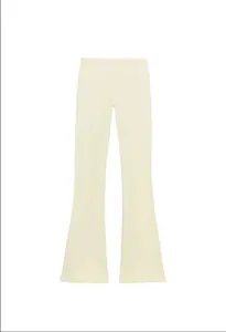 Élégant pantalon évasé taille haute crème avec une texture en maille lisse pour femmes