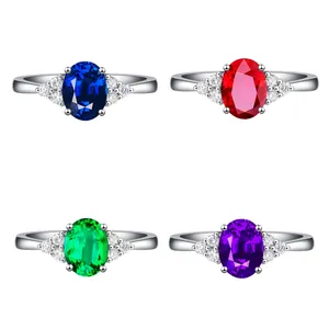Elegante Ringe mit mehrfarbigen Edelsteinen im Ovalschliff, 18 Karat vergoldetes Silber