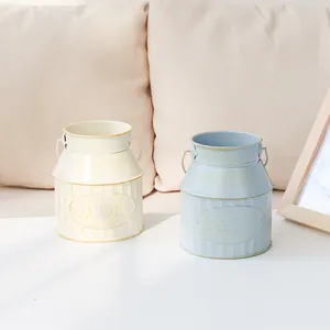 Set di secchielli per fiori in ferro stile lattiera vintage per arredo rustico