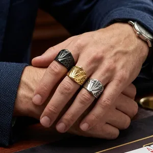 Vintage Stainless Steel Poker Royal Flush Band Ring For Men Hip Hop Punk Embossed Playing Cards Finger Ring Fashion Jewelry Accessory