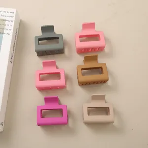 Set mit 6 kleinen 5cm matt quadratischen Haarklammern in verschiedenen Farben für Damen