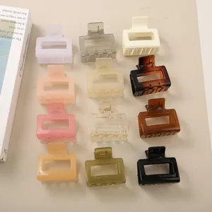 Quadratische Matte Kunststoff Haarkralle Für Damen Geometrische Hohle Rutschfeste Haarklammer Elegante Haaraccessoires