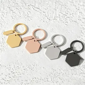 Llavero de Metal de Acero Inoxidable Pulido Hexágono Óvalo Colgante Geométrico en Blanco Soporte de Anillo de Llave de Bolsa de Moda para Regalo Diario Mujeres Hombres