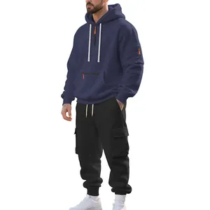 Tuta sportiva invernale in pile da uomo con pantaloni cargo e felpa con cappuccio blu