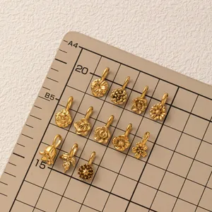 Lot de 12 breloques fleurs en acier inoxydable doré pour la création de bijoux DIY