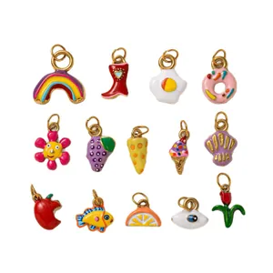 Set di ciondoli colorati in smalto e acciaio inossidabile placcati oro 18K per gioielli.