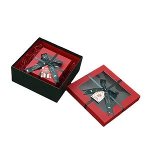 Set de cajas de regalo de Navidad rojas y verdes con ventana y lazo decorativo