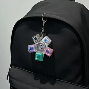 Detailansicht des fünfachsigen mechanischen Schalter-Fidget-Spinner-Schlüsselanhängers