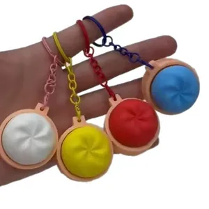 Kleurrijke mini gestoomde broodjes stressverlichting fidget toys sleutelhanger set in kleur