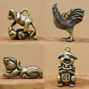 Handgefertigte chinesische Tierkreisfiguren aus Messing für kreative Schlüsselanhänger