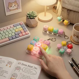 Porte-clés anti-stress patte de chat lumineux avec interrupteur mécanique