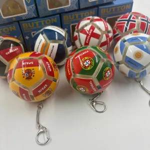 Porte-clés ballon de foot avec drapeaux nationaux, jouet de décompression pour fans.