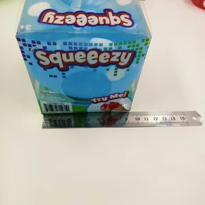Dettaglio della scatola del gioco Squeezy con righello, larghezza circa 6 cm