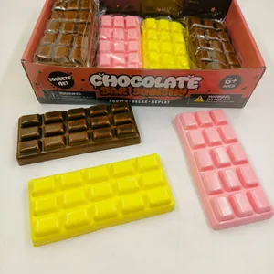 Giocattoli squishy a forma di barretta di cioccolato a rimbalzo lento con espositore