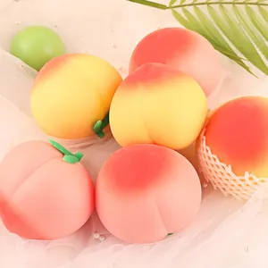 Kreative Pfirsich Squishy Spielzeuge zum Stressabbau in weichen Pastellfarben Rosa und Gelb