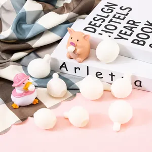 Close-up van siliconen poppenkernen voor bellenblazen en stressverlichtend dierenspeelgoed