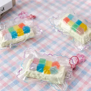 Jouet de décompression en silicone gâteau coloré avec porte-clé étoile rose