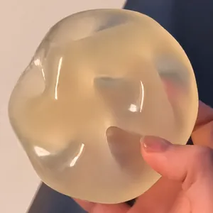 Formbares Maltose Squishy Stressabbau Spielzeug in halbtransparentem Weiß für Erwachsene