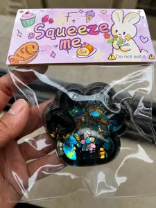 Galaxy πατούσα γάτας squishy παιχνίδι κατά του στρες με ιριδίζουσες πούλιες σε συσκευασία