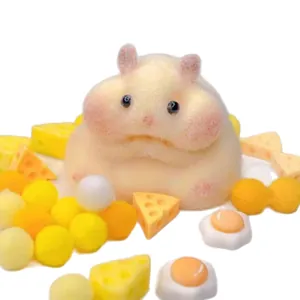 Jouet à presser hamster mignon ultra-doux pour soulager le stress avec accessoires