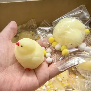Jouet anti-stress poussin en silicone jaune à presser à la main