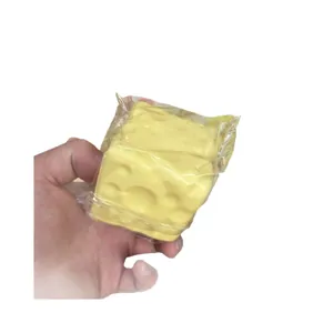 Giocattolo antistress a forma di formaggio giallo gigante con consistenza morbida e soffice