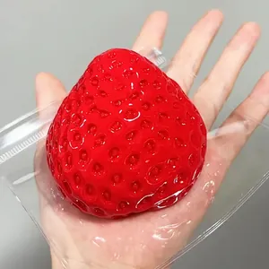 Giocattolo Squishy Fragola Realistico in TPR Antistress Frutta Morbida a Crescita Lenta Giocattolo Fai-da-te per Adulti Bambini Regalo