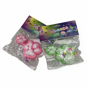 Set mit zwei weichen TPR Katzenpfoten Quetschspielzeugen zum Stressabbau in Pink und Grün