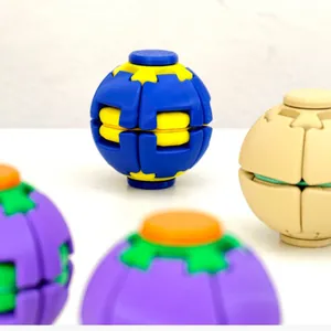 Kreativer 3D-Spritzguss-Dekompressions-Fidget-Spielzeugball in verschiedenen Farben