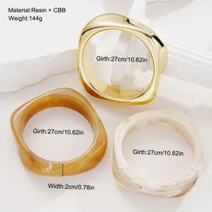 Detailed view of irregular resin bracelet set showing material and size specifications.