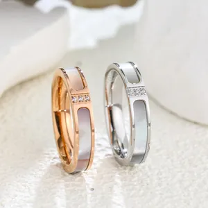 Anello in Acciaio Inossidabile Moderno Con Intarsio in Madreperla Pietre di Zirconia Oro Rosa Argento Gioielli di Moda