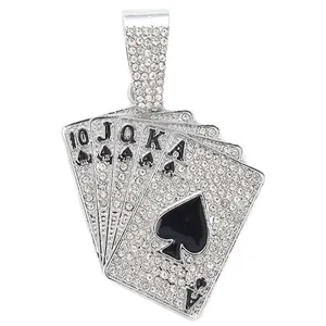 Pendentif poker hip hop glacé avec suite de pique noir A à 10 et strass brillants