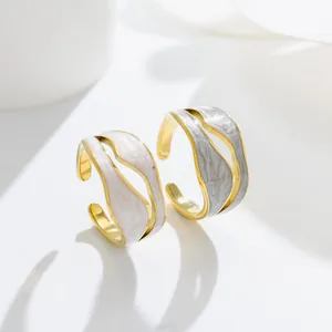 Anello Aperto in Acciaio Inossidabile Vintage per Donna Placcato Oro Onda Irregolare Smalto Blu Bianco Texture Marmo Anello Geometrico Regolabile Gioielli di Moda