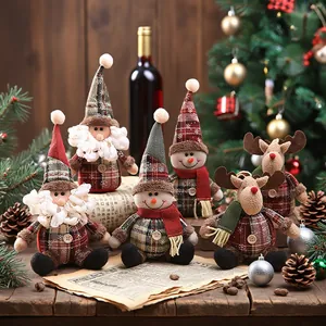 6er-Set Weihnachts-Plüschpuppen mit Weihnachtsmann-, Schneemann- und Rentierfiguren