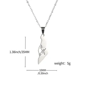 Détail montrant les dimensions du collier avec pendentif carte de la Palestine en acier.