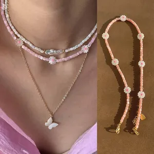 Elegante collana di perline con fiori di conchiglia rosa placcata oro 18k, stile boho