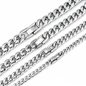 Details von silbernen Edelstahl-Cuban-Link-Ketten in vier verschiedenen Breiten.