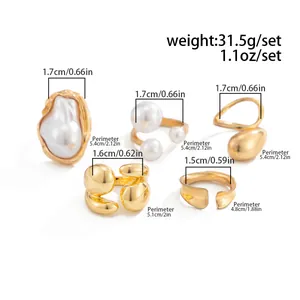 Comprehensive size and weight details for the 5-piece baroque pearl and gold ring set