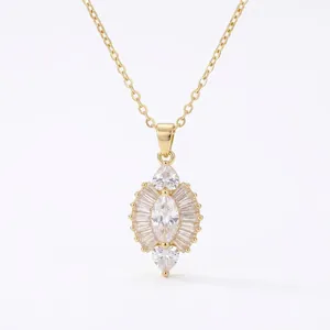 Collier pendentif élégant style art déco avec zircons marquise et baguette dorés