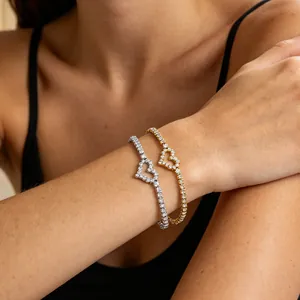 Bracelet en Acier Inoxydable avec Pendentif Cœur en Zircone pour Femme Luxe Or Argent Électroplaqué Chaîne Tennis Bijoux Cadeau
