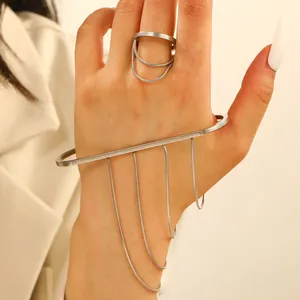 Conjunto minimalista de pulsera de palma geométrica plateada y anillo de cadena para mujer