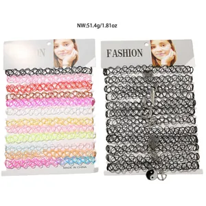 Set di collane choker gotiche colorate e nere con dettagli sul peso del prodotto
