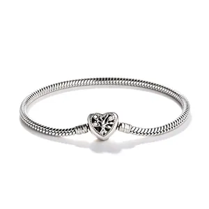 Elegante pulsera de cadena de serpiente plateada con cierre de corazón brillante árbol de la vida