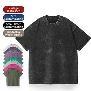 Vintage gewaschenes Baumwoll-Oversize-T-Shirt-Stapel in mehreren Farben Detail.