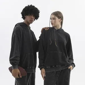 Vintage gewaschene Oversized-Hoodies in Anthrazit für Paare im Streetstyle-Studio-Look