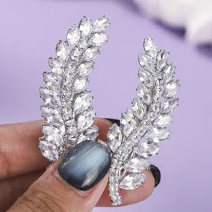 Sparkling leaf-shaped hair clip with marquise-cut clear cubic zirconia crystals