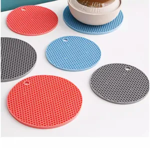 Dessous de plat en silicone nid d'abeille multicolores, résistants à la chaleur pour casseroles.